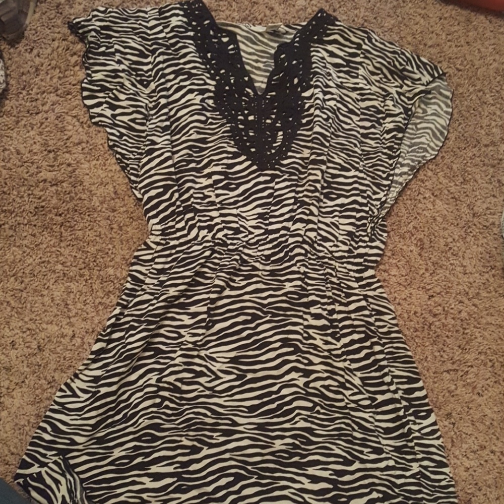 Zebra Sun dress with lace detail